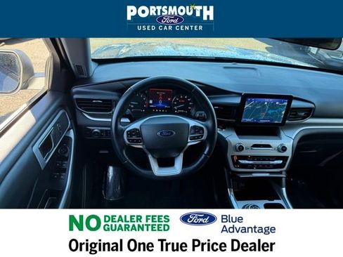 Certified 2022 Ford Explorer XLT w/ Equipment Group 202A image 7