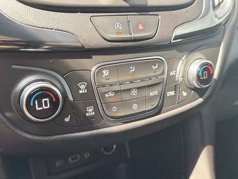 Used 2024 Chevrolet Equinox RS w/ RS Leather Package FWD image 28