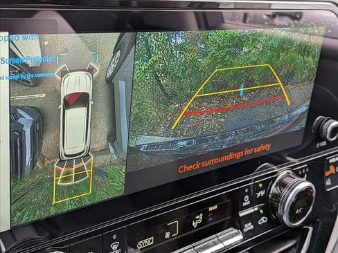 New 2026 Toyota Highlander Limited image 13