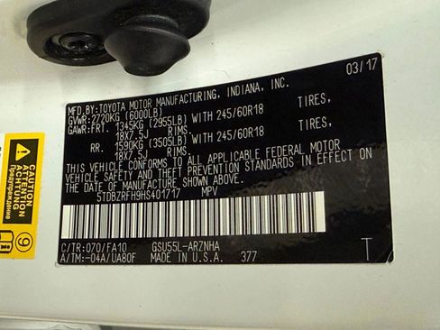 Used 2017 Toyota Highlander Plus image 41