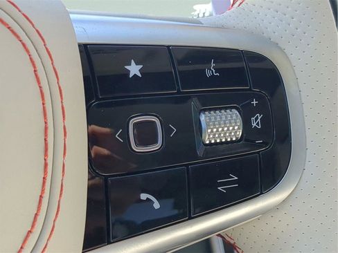 Used 2025 Genesis GV80 3.5T e-SC image 21