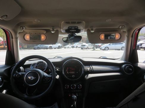 Used 2015 MINI Cooper 4-Door Hardtop FWD image 13