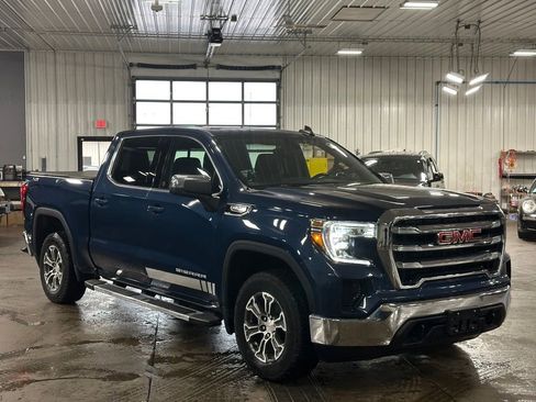 Used 2020 GMC Sierra 1500 SLE w/ X31 Off-Road Package AWD/4WD image 7