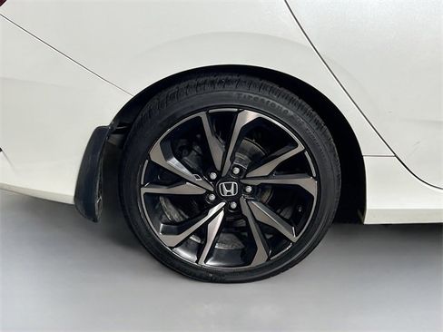 Used 2021 Honda Civic Sport image 32