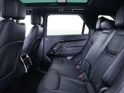 Used 2025 Land Rover Range Rover Sport Dynamic SE AWD/4WD image 30
