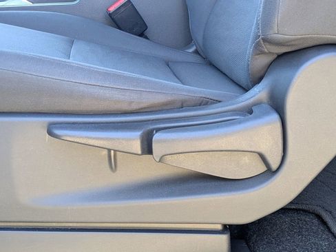 Used 2022 Nissan Frontier S image 14