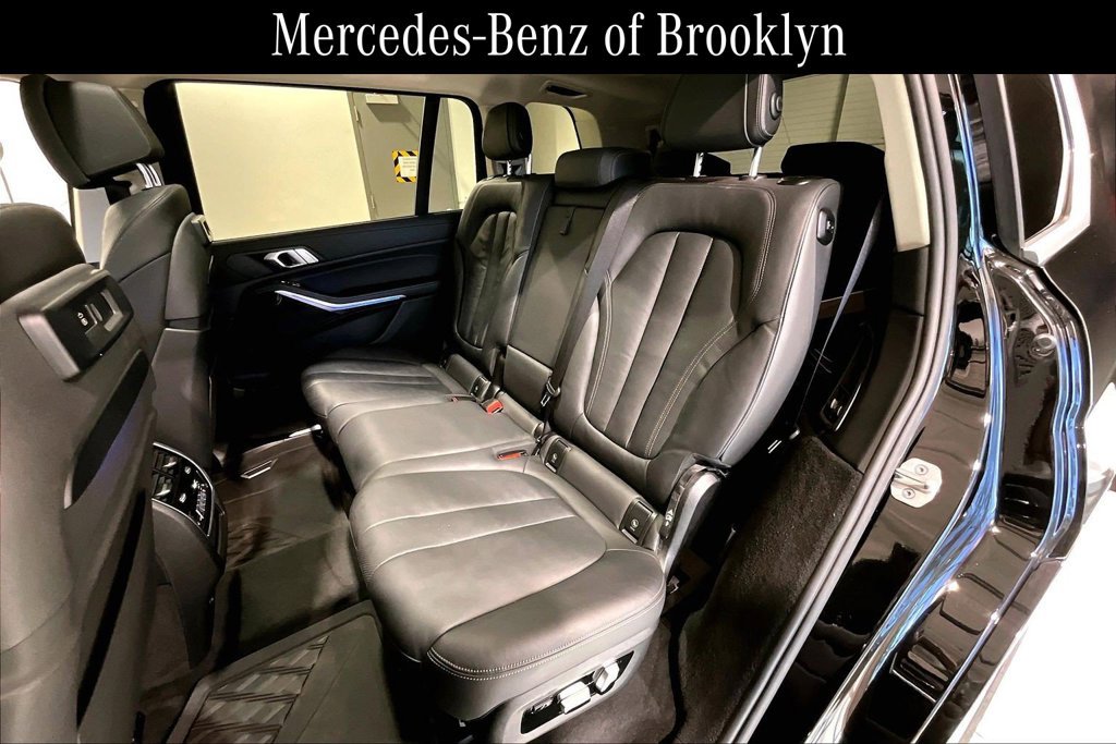Used 2021 BMW X7 xDrive40i w/ Premium Package 2 AWD/4WD image 21