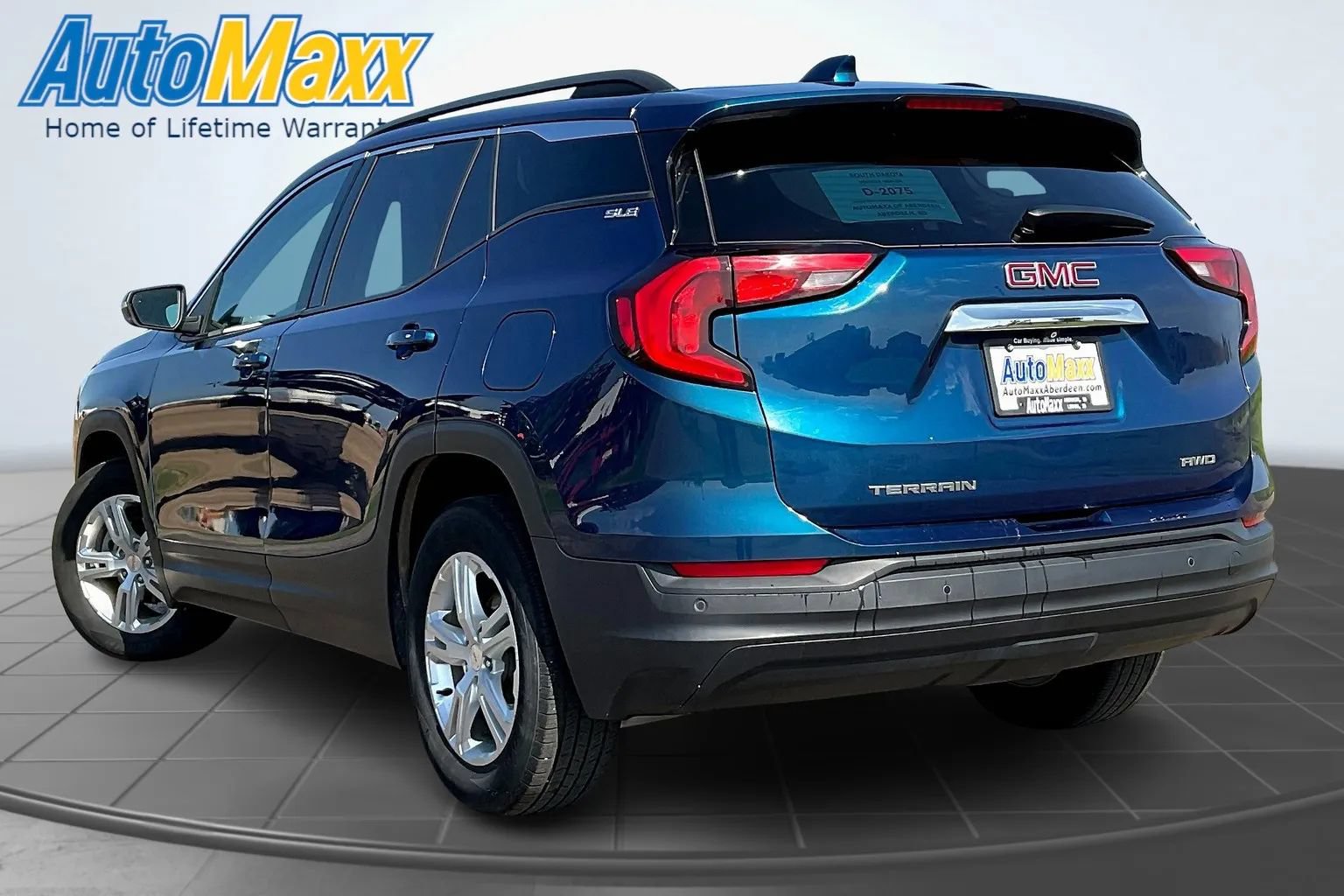 Used 2020 GMC Terrain SLE w/ Driver Convenience Package AWD/4WD image 5