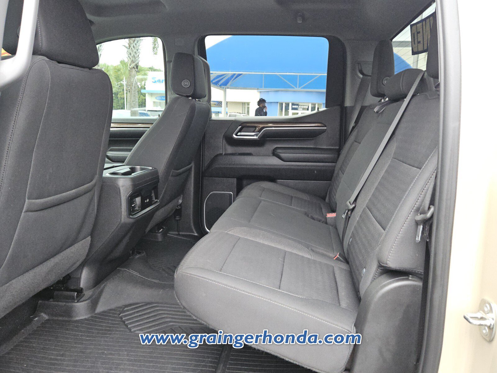 Used 2023 Chevrolet Silverado 1500 LT Trail Boss w/ Protection Package AWD/4WD image 11