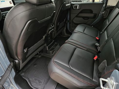 New 2026 Jeep Wrangler Unlimited Rubicon image 14