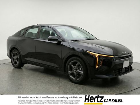 Used 2025 Kia K4 FWD image 1
