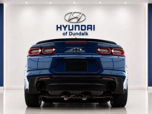 Used 2020 Chevrolet Camaro LT w/ Technology Package RWD image 7