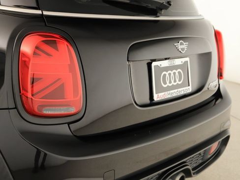 Used 2019 MINI Cooper S FWD image 30