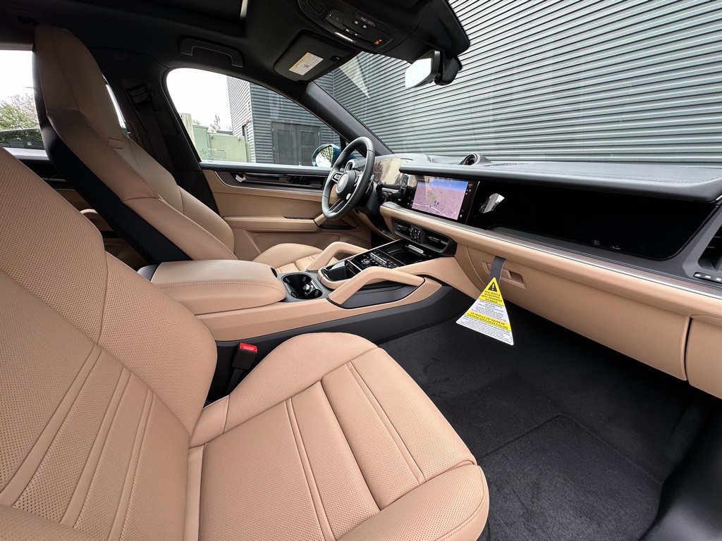 Certified 2026 Porsche Cayenne S AWD/4WD image 41