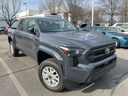 New 2026 Toyota Tacoma SR