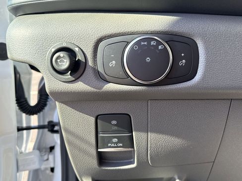 New 2026 Ford Transit 150 148 Medium Roof w/ Load Area Protection Package image 18