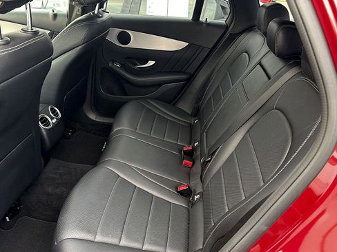 Used 2019 Mercedes-Benz GLC 300 4MATIC image 14