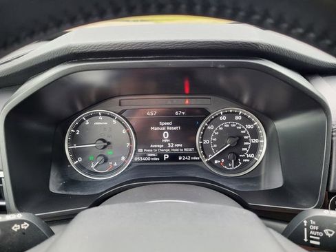 Used 2024 Mitsubishi Outlander SE image 25