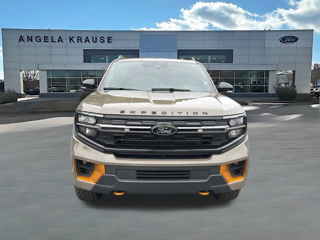 Used 2026 Ford Expedition Tremor AWD/4WD image 2