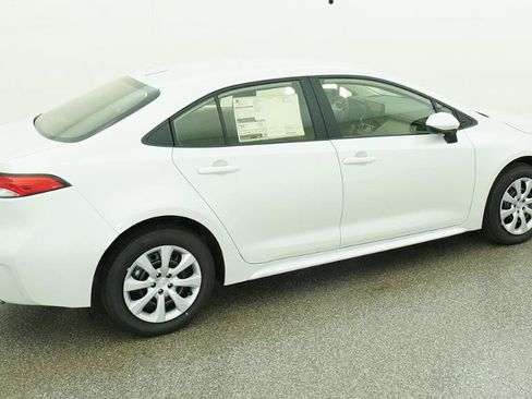 New 2026 Toyota Corolla Hybrid Sedan FWD image 19