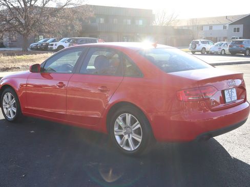 Used 2011 Audi A4 2.0T Premium image 8