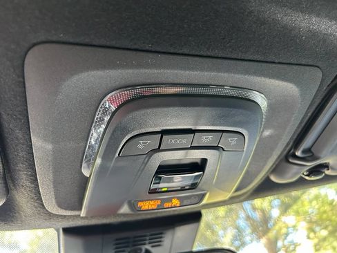Used 2023 Toyota Corolla SE FWD image 29