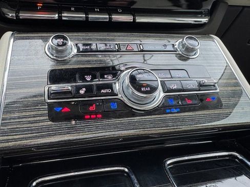 Used 2024 Lincoln Aviator Black Label w/ Dynamic Handling Package image 20