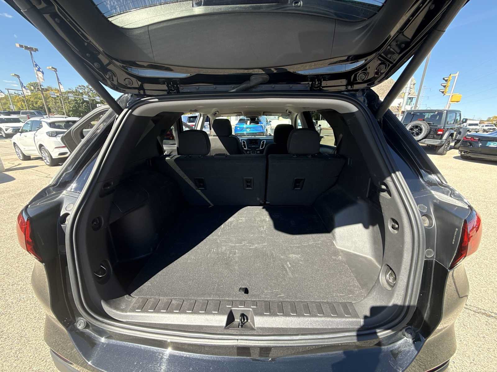 Certified 2024 Chevrolet Equinox LT AWD/4WD image 26