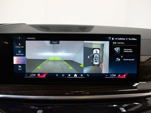 Certified 2026 BMW X7 xDrive40i w/ Premium Package image 17