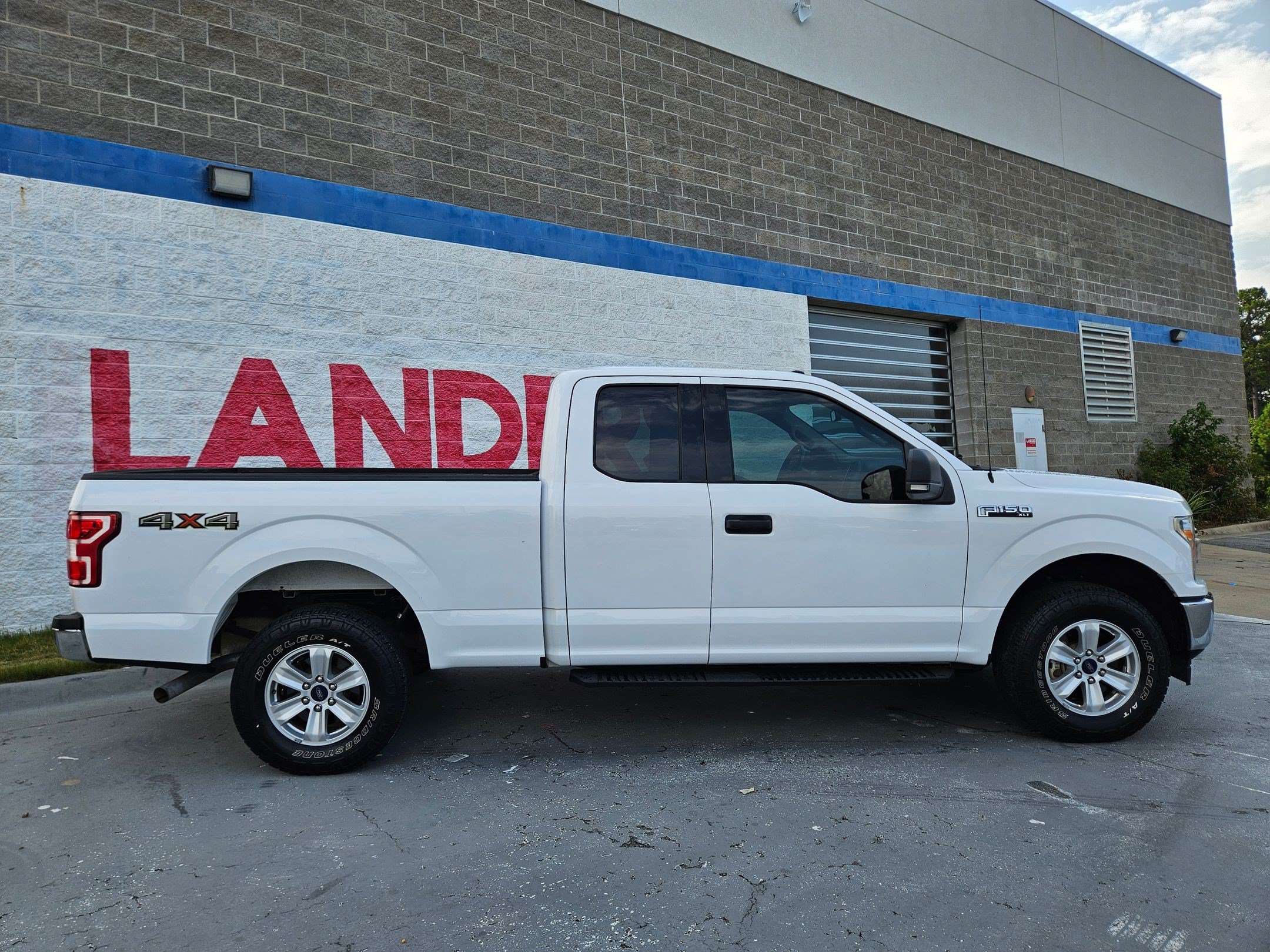 Used 2018 Ford F150 XLT w/ Equipment Group 301A Mid AWD/4WD image 8