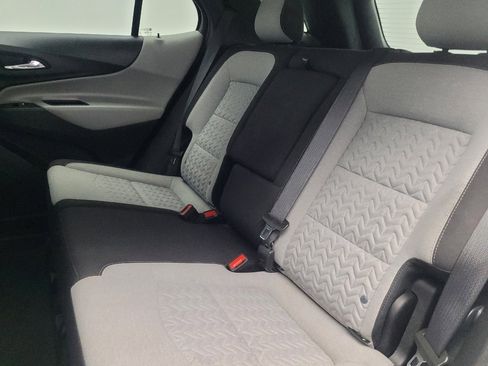 Used 2022 Chevrolet Equinox LT image 18