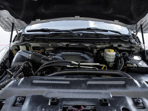 Used 2017 RAM 2500 Tradesman w/ Power & Remote Entry Group RWD image 39