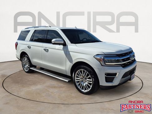 Used 2024 Ford Expedition Limited image 1