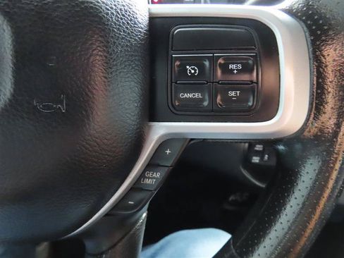 Used 2022 RAM 2500 Big Horn AWD/4WD image 20