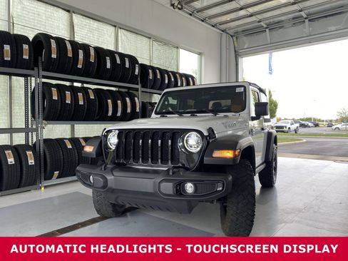 Used 2022 Jeep Wrangler Willys image 2