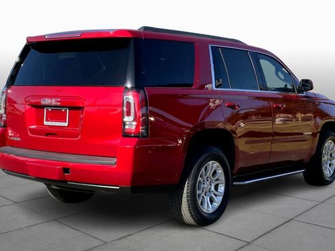 Used 2015 GMC Yukon SLT w/ HD Trailering Package image 12