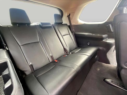 Used 2025 Toyota Grand Highlander AWD Hybrid image 36
