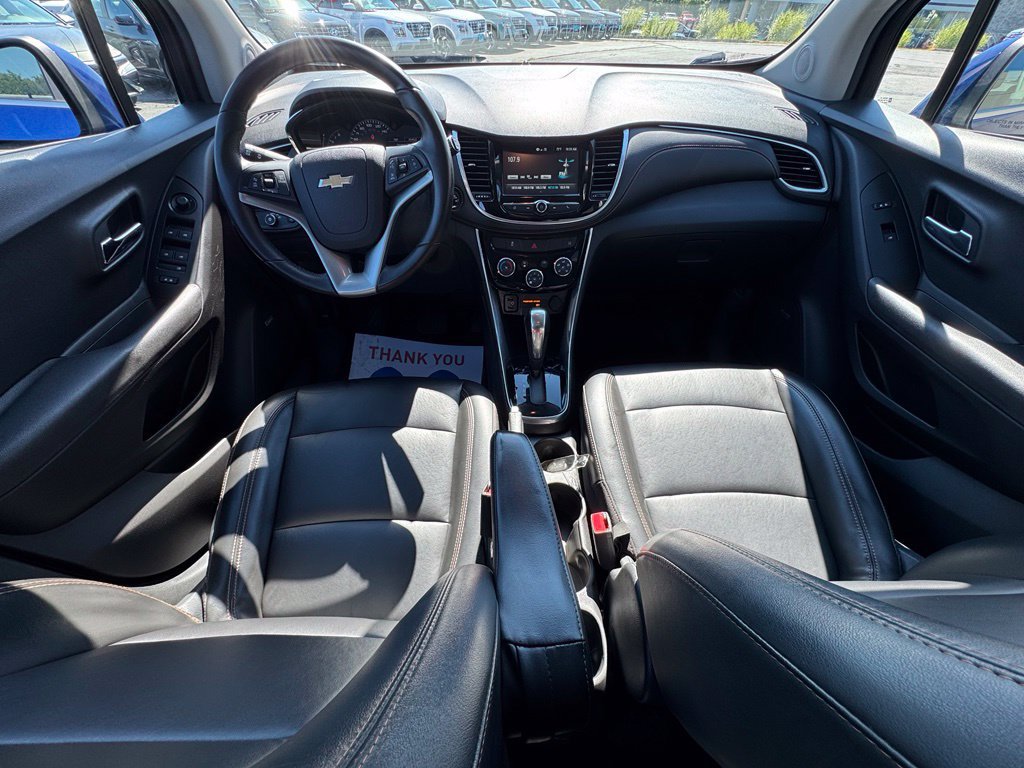 Used 2017 Chevrolet Trax Premier w/ Driver Confidence II Package AWD/4WD image 13