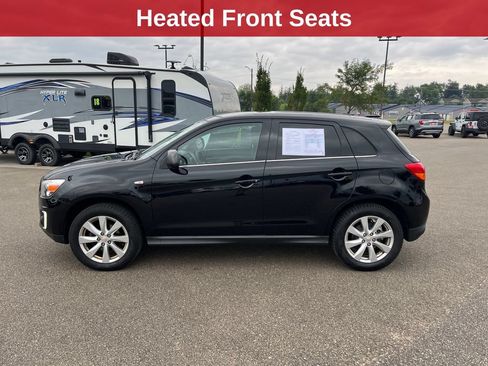 Used 2015 Mitsubishi Outlander Sport SE AWD/4WD image 2