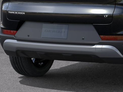 New 2026 Chevrolet TrailBlazer LT w/ Convenience Package FWD image 14
