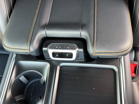 Used 2026 Ford Expedition Tremor AWD/4WD image 19