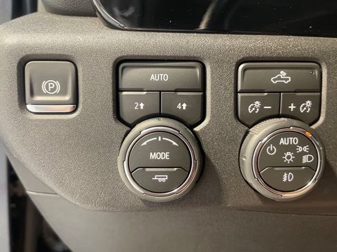 Used 2026 Chevrolet Silverado 1500 RST AWD/4WD image 14