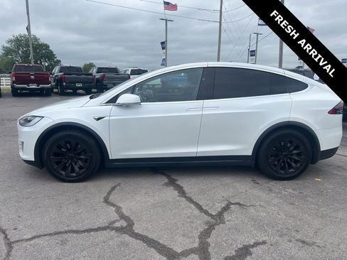 Used 2020 Tesla Model X Long Range AWD/4WD image 7