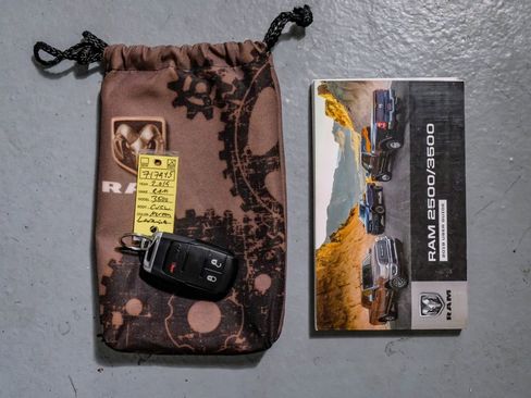 Used 2019 RAM 3500 Laramie image 61