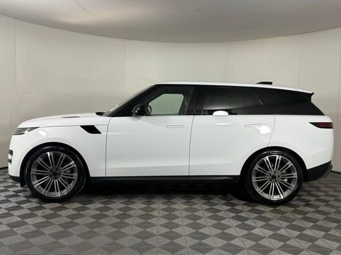 New 2026 Land Rover Range Rover Sport SE image 3