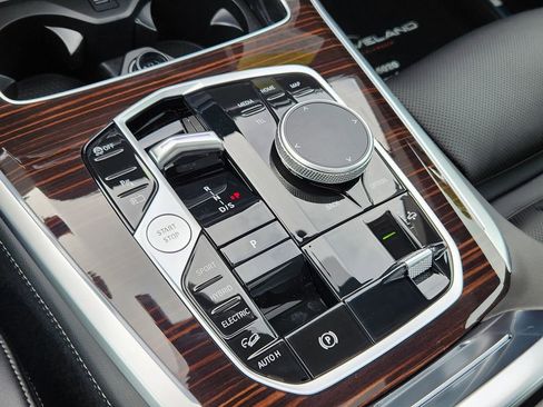 New 2026 BMW X5 xDrive50e AWD/4WD image 18