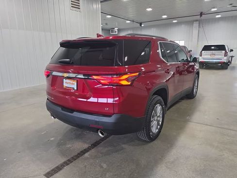 Used 2023 Chevrolet Traverse LT w/ Rear Camera Mirror Package AWD/4WD image 8