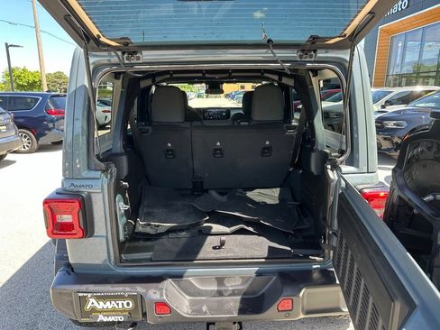 Used 2025 Jeep Wrangler Unlimited Sport AWD/4WD image 12