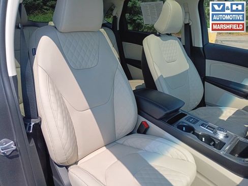Used 2024 Ford Edge Titanium w/ Equipment Group 301A AWD/4WD image 30
