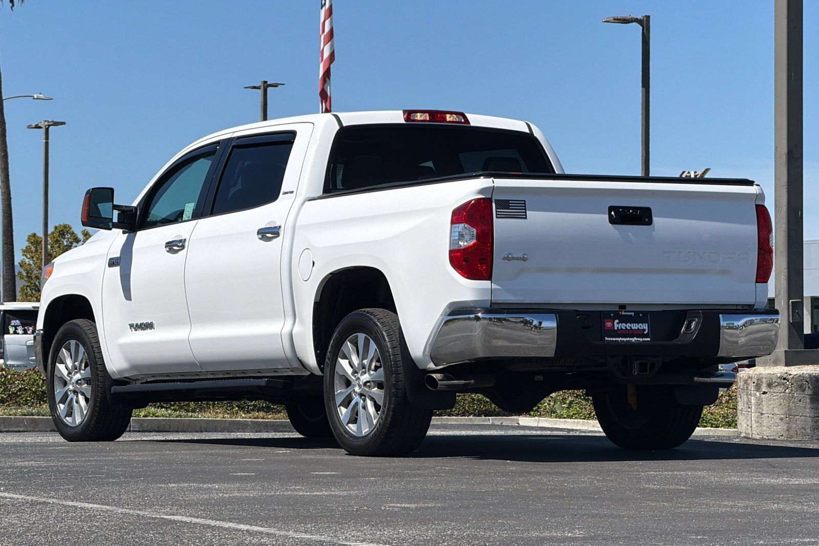Used 2015 Toyota Tundra Limited AWD/4WD image 6